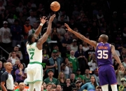 开云体育app-绿军再度刷新球队记录，成为焦点