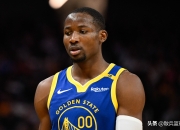 开云体育下载-勇士大胜马刺，子弹连续获胜