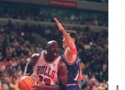 开云体育APP下载-包含篮球巨星再度巅峰，乔丹创纪录再度惊艳的词条