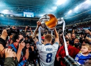 开云体育官方网站-阿贾克斯取得对皇家马德里的胜利