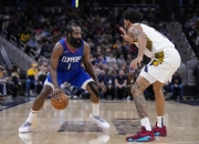 开云下载-火箭连胜终结，哈登狂砍分难救主的简单介绍