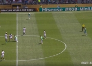 开云体育官网-巴黎全力赢球，艰难战胜强劲对手