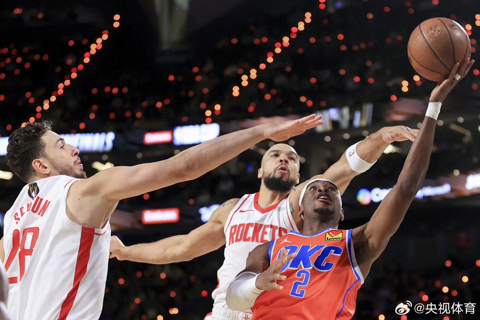 雷霆大前锋状态飙升,为球队连胜作出关键贡献的简单介绍 雷霆大前锋状态飙升,为球队连胜作出关键贡献的简单介绍