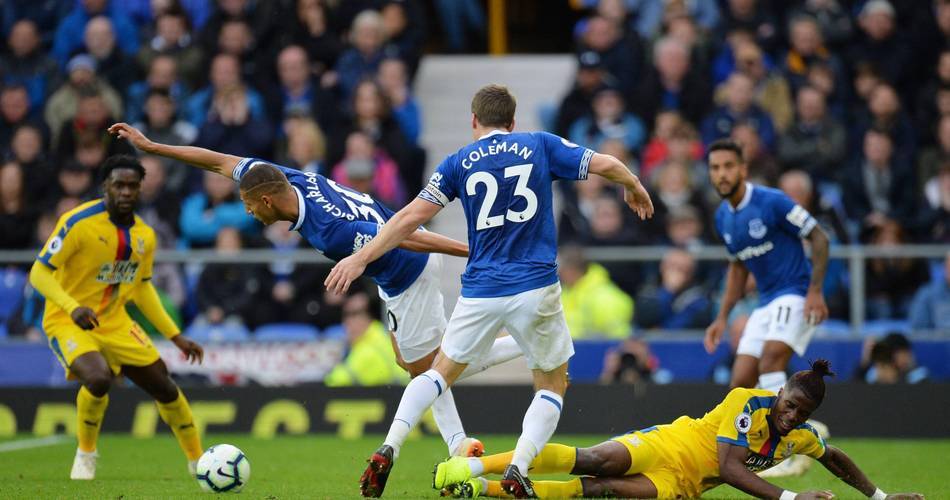 关于西汉姆联遭遇劲敌,主场失球难以避免的信息 关于西汉姆联遭遇劲敌,主场失球难以避免的信息