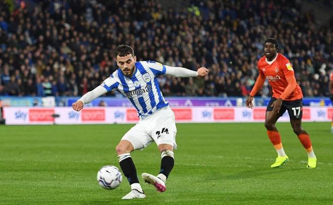 赫尔城客场失利,英格兰足球联赛冲甲路漫漫! 赫尔城客场失利,英格兰足球联赛冲甲路漫漫!