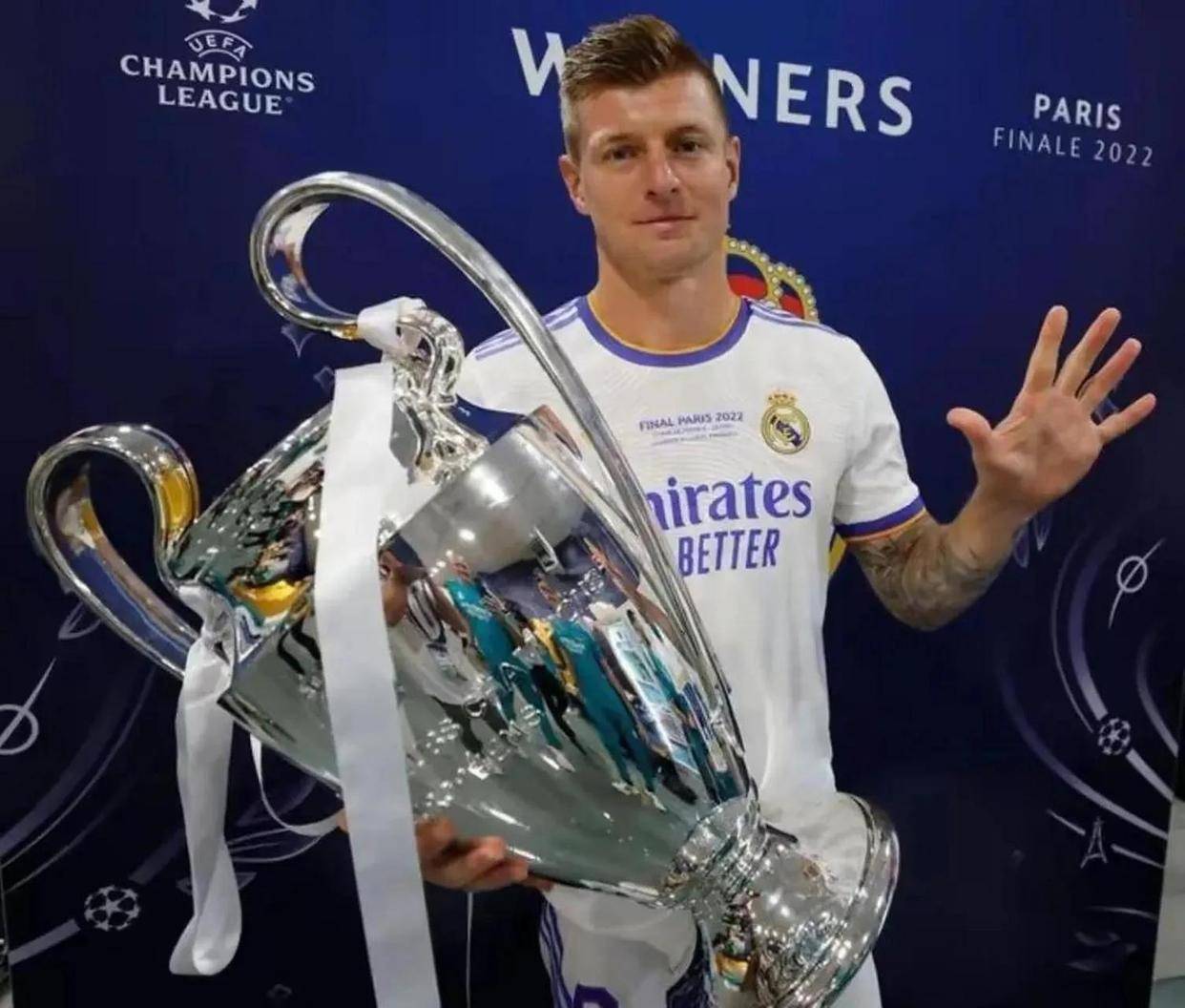 包含阿贾克斯横扫皇马,双杀晋级欧冠八强的词条 包含阿贾克斯横扫皇马,双杀晋级欧冠八强的词条