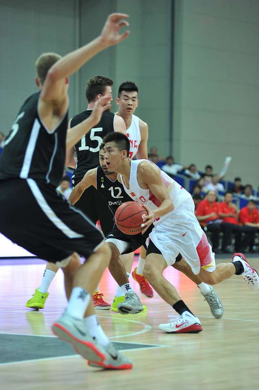 篮球联赛总决赛即将打响,球迷热情高涨的简单介绍 篮球联赛总决赛即将打响,球迷热情高涨的简单介绍