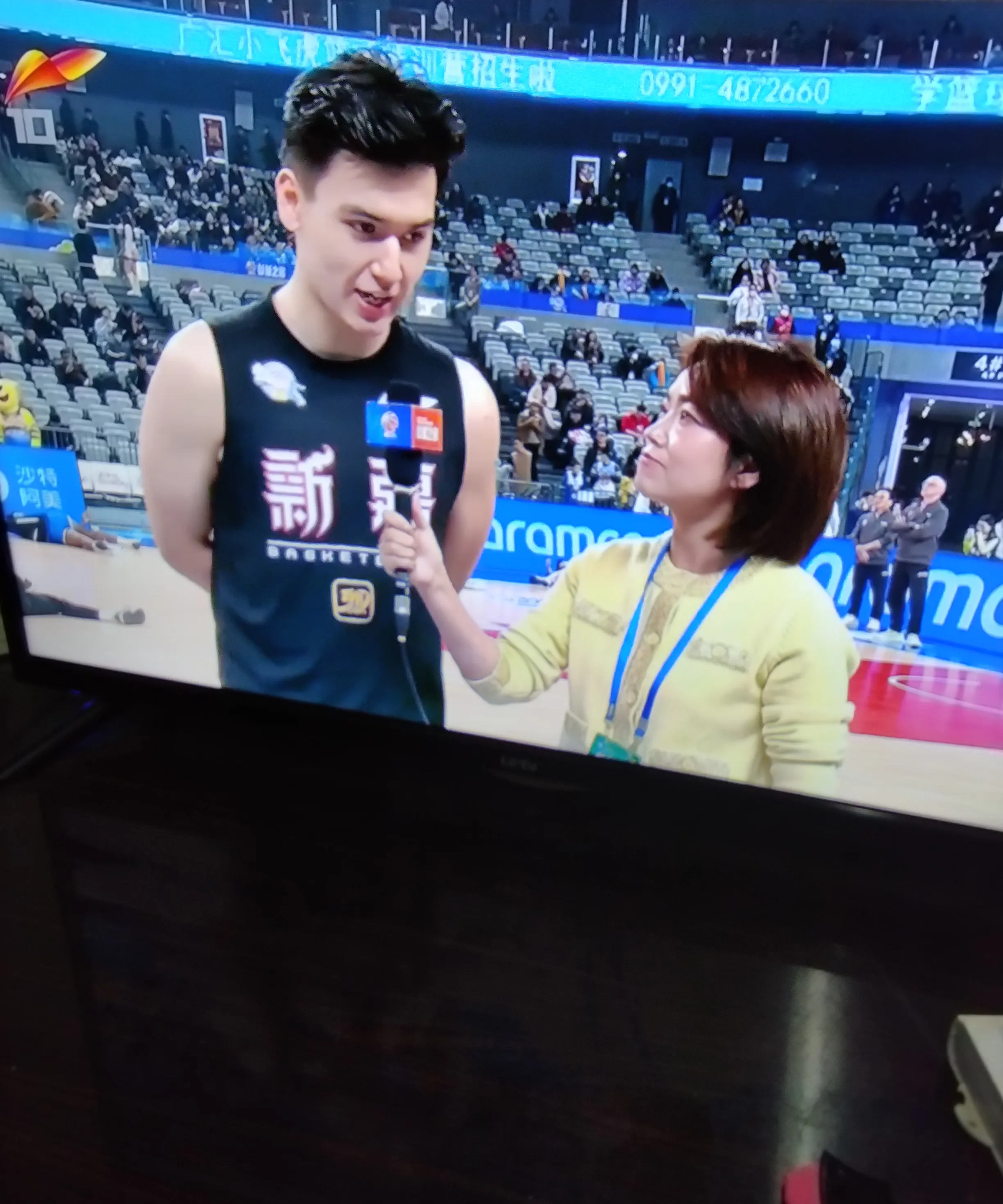 比赛结束，球员精湛表现获得称赞