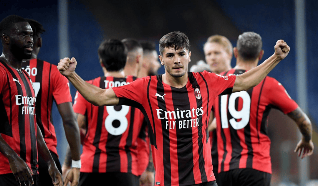 莱比锡红牛与AC米兰交锋,殊死搏斗的一幕即将上演的简单介绍 莱比锡红牛与AC米兰交锋,殊死搏斗的一幕即将上演的简单介绍