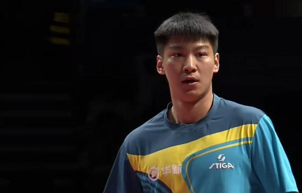 包含太阳新星大放异彩，球队残阵抢下重要胜利保榜首的词条