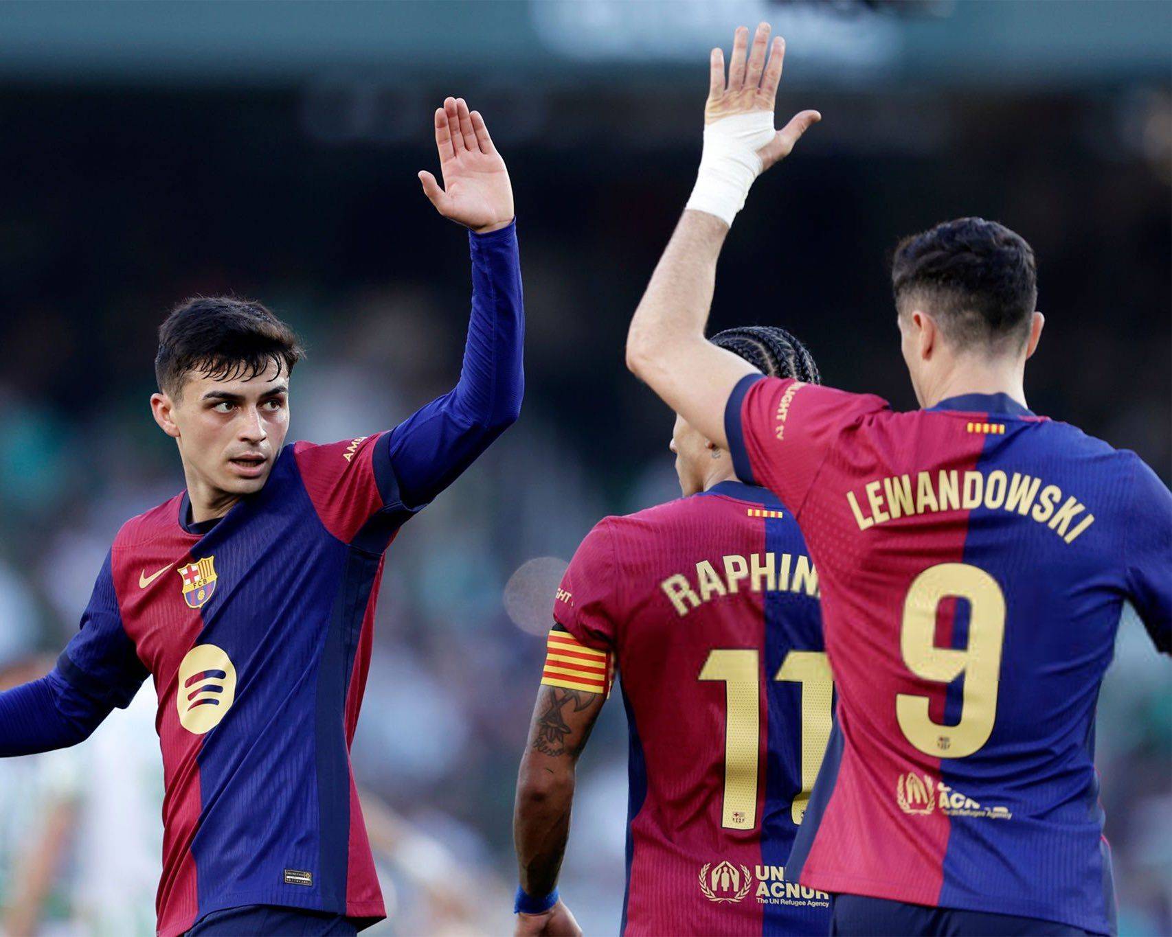 拜仁慕尼黑胜多特蒙德，莱万多夫斯基梅开二度的简单介绍