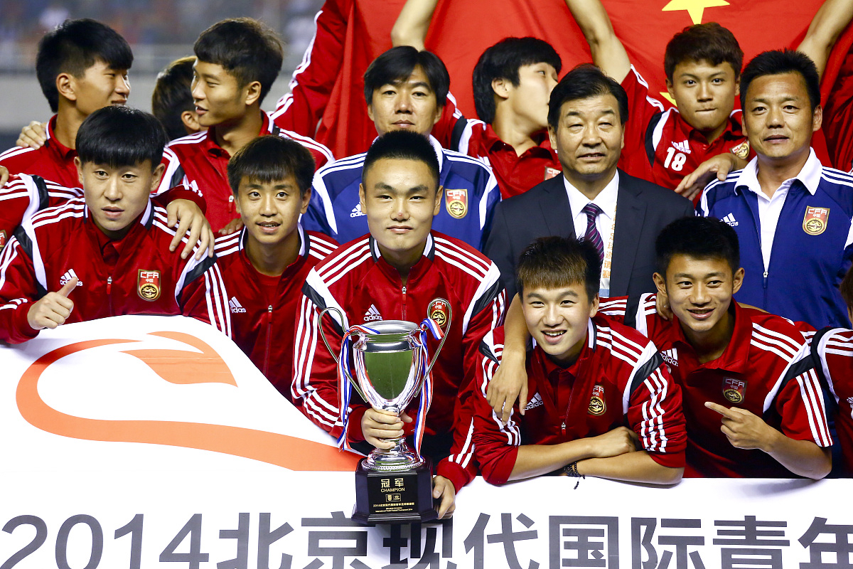 实力对决令人期待不已，赛场上精锐尽展拼搏的简单介绍