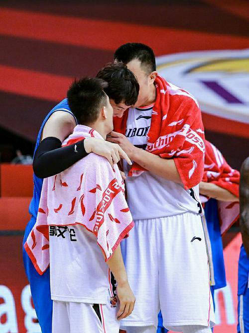 狼堡主场迎战枪手，实力对决引人期待的简单介绍