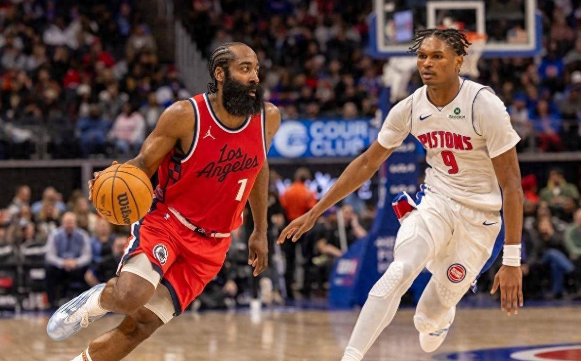 太阳队主教练调整阵型,重振球队士气的简单介绍 太阳队主教练调整阵型,重振球队士气的简单介绍