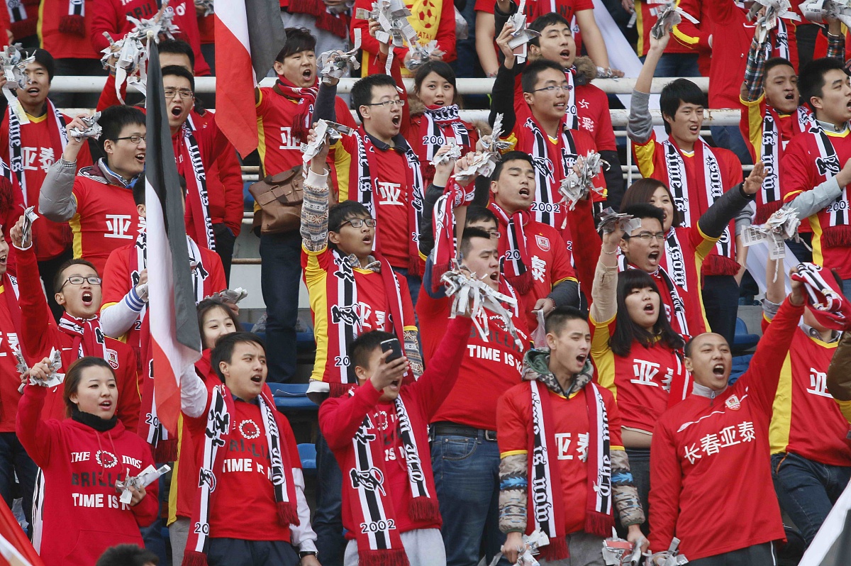 关于战意十足：拜仁慕尼黑世俱杯热身赛回顾的信息