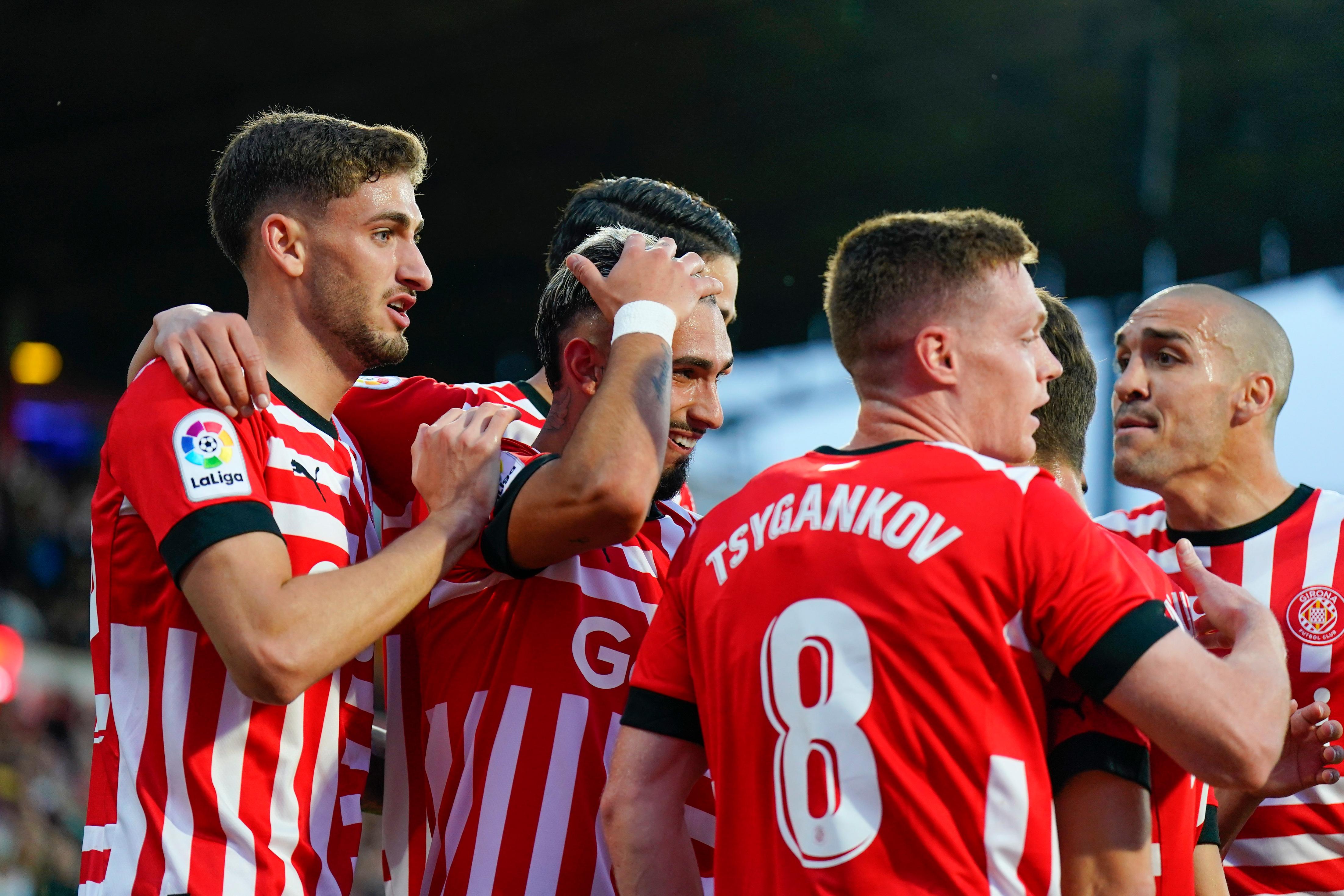 赫罗纳意外取胜，主场保持不败