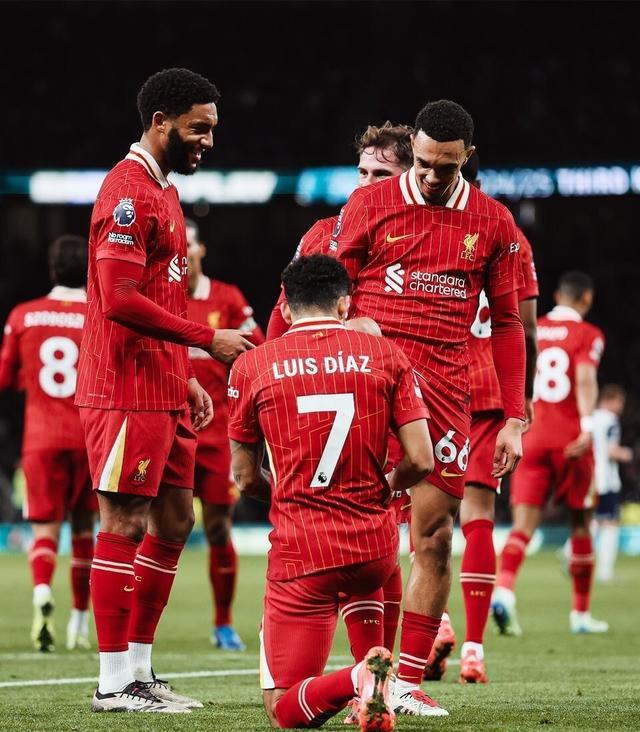 包含利物浦保持不败,小组赛领跑局面依旧的词条 包含利物浦保持不败,小组赛领跑局面依旧的词条