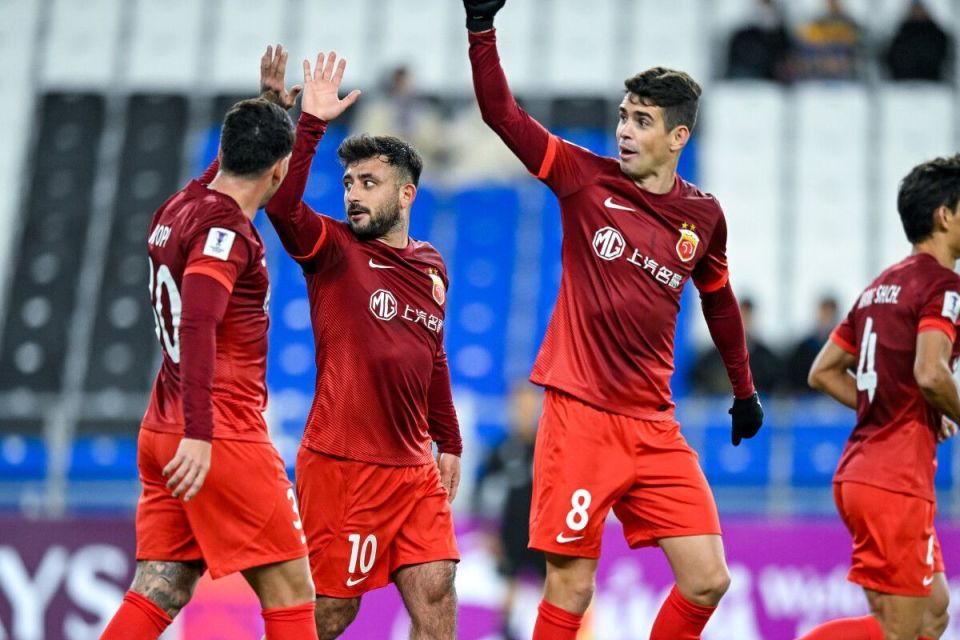 球员破门得分!球队在亚冠比赛中取得领先 球员破门得分!球队在亚冠比赛中取得领先