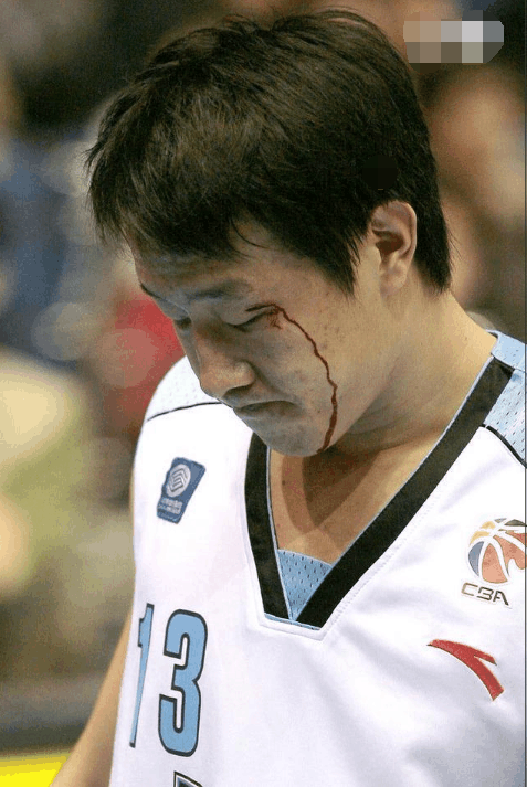 福建男篮遗憾出局,备战新赛季全力以赴 福建男篮遗憾出局,备战新赛季全力以赴