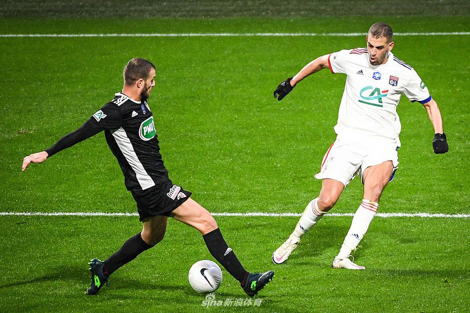 关于阿雅克肖客场被里昂击败，输掉关键比赛的信息