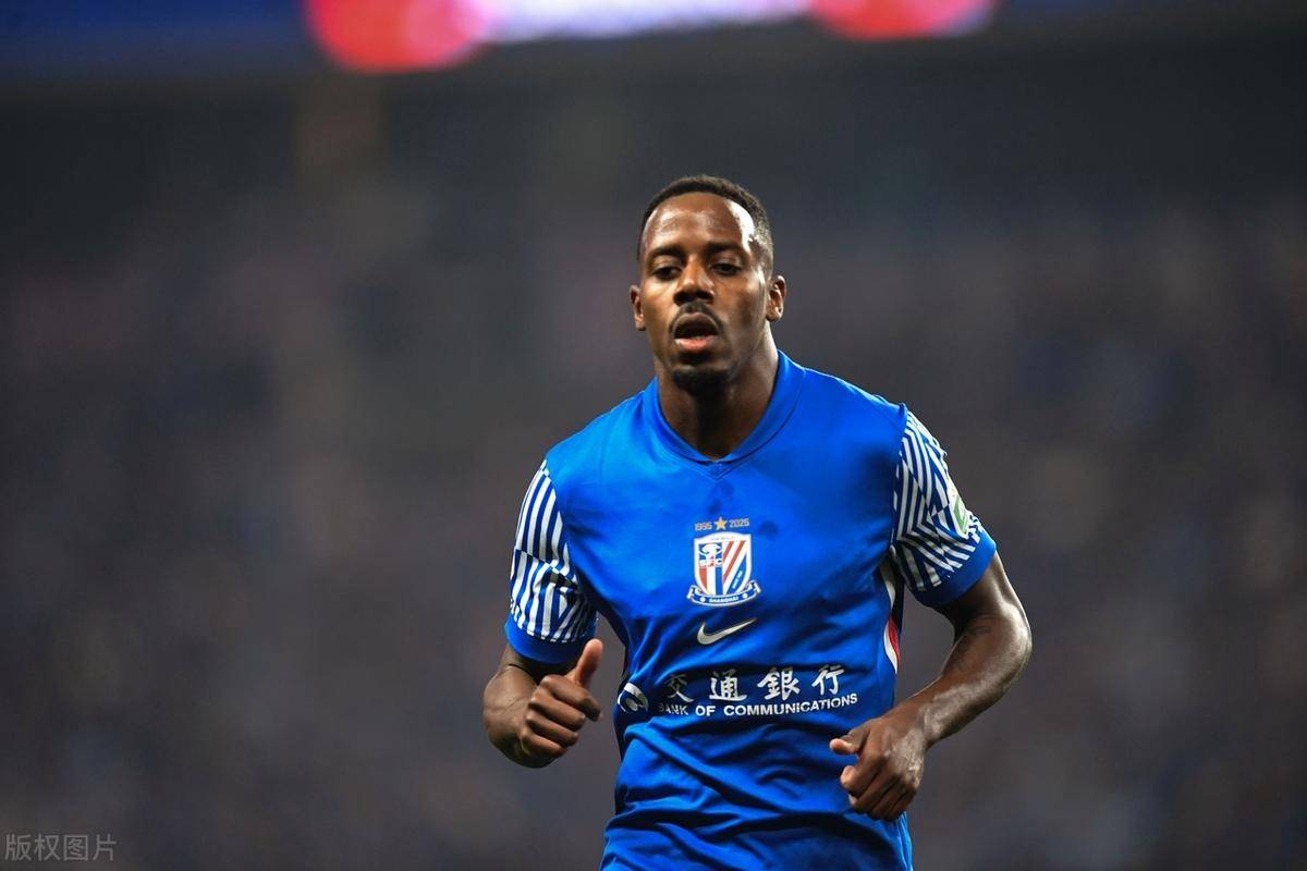 关于球员风采凸显,攻守兼备,场上表现抢眼的信息 关于球员风采凸显,攻守兼备,场上表现抢眼的信息