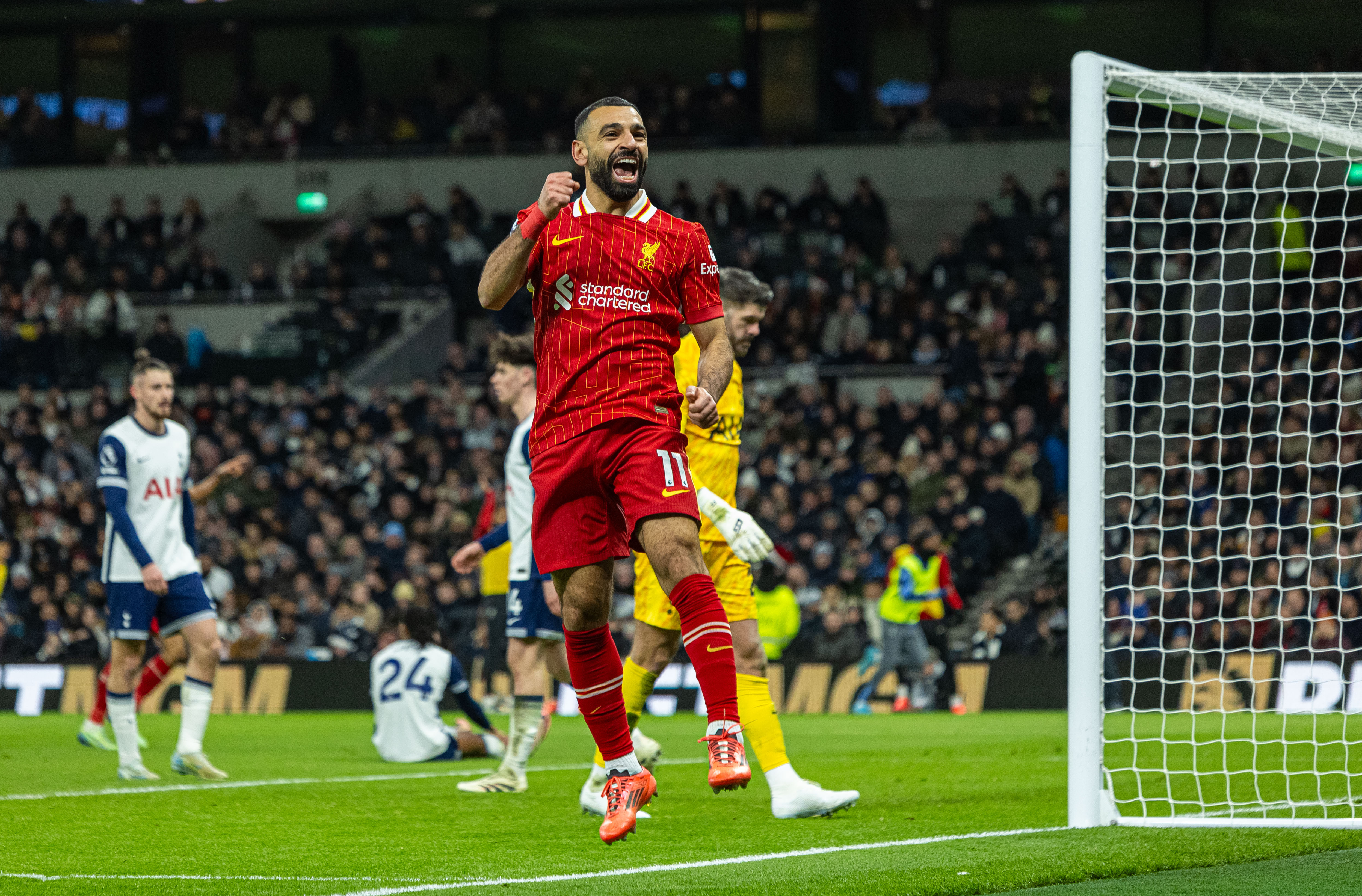 篮球赛事中热刺战胜对手成功伤退 篮球赛事中热刺战胜对手成功伤退