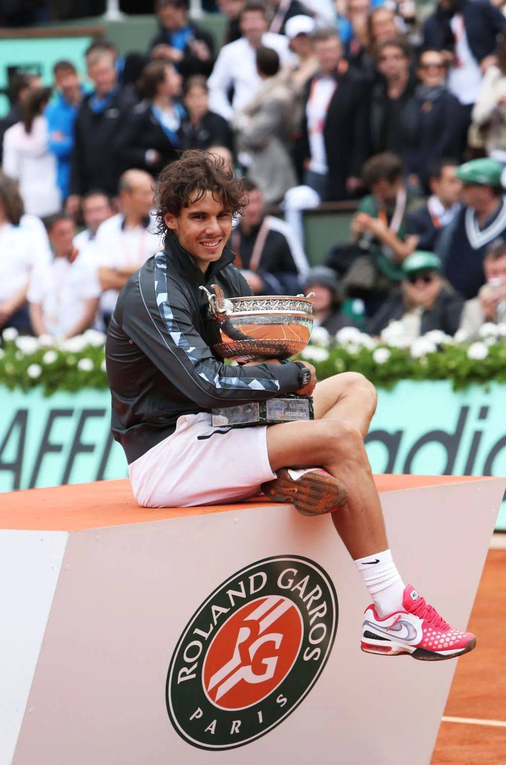 包含乒乓球明星纳达尔将续约的词条 包含乒乓球明星纳达尔将续约的词条