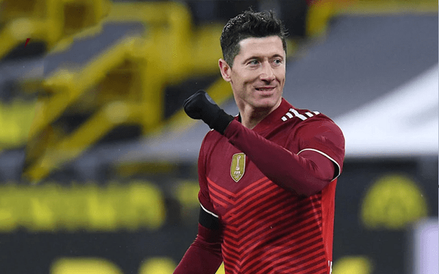 包含斯图加特主场横扫对手拿下胜利的词条 包含斯图加特主场横扫对手拿下胜利的词条