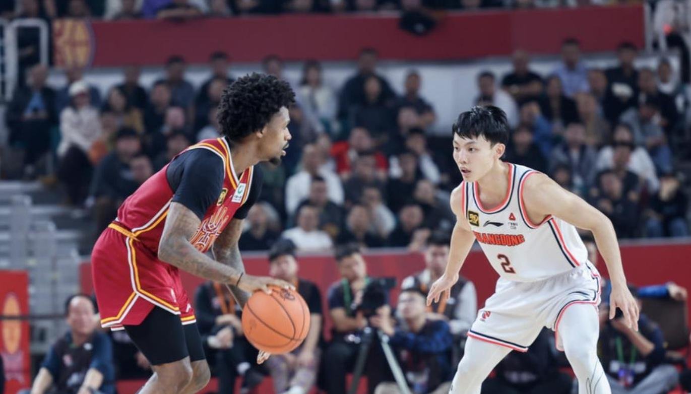 罗马尼亚队备战重要对决,全队士气高昂争晋级的简单介绍 罗马尼亚队备战重要对决,全队士气高昂争晋级的简单介绍