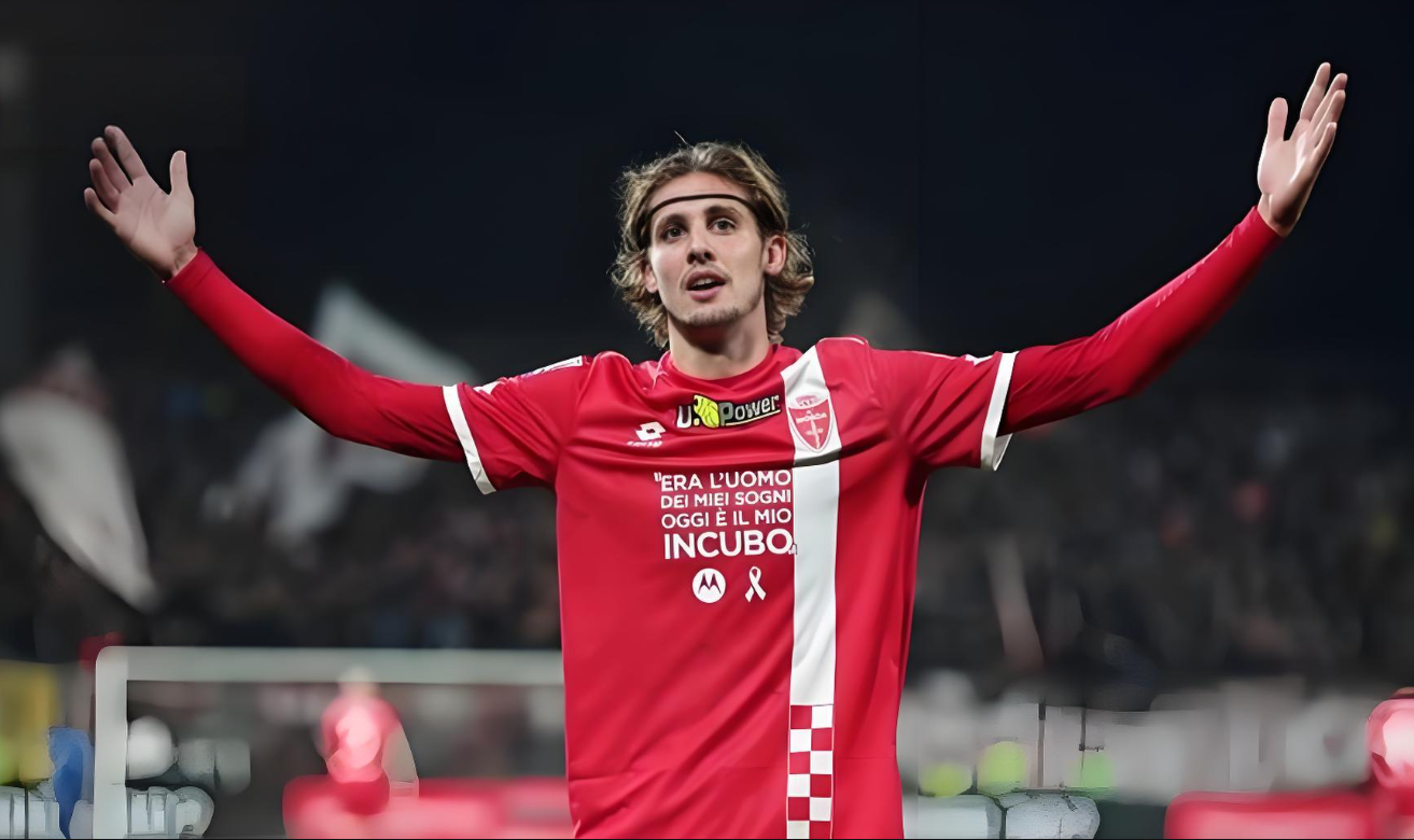 帕尔马击败恩波利,壮志凌云 帕尔马击败恩波利,壮志凌云