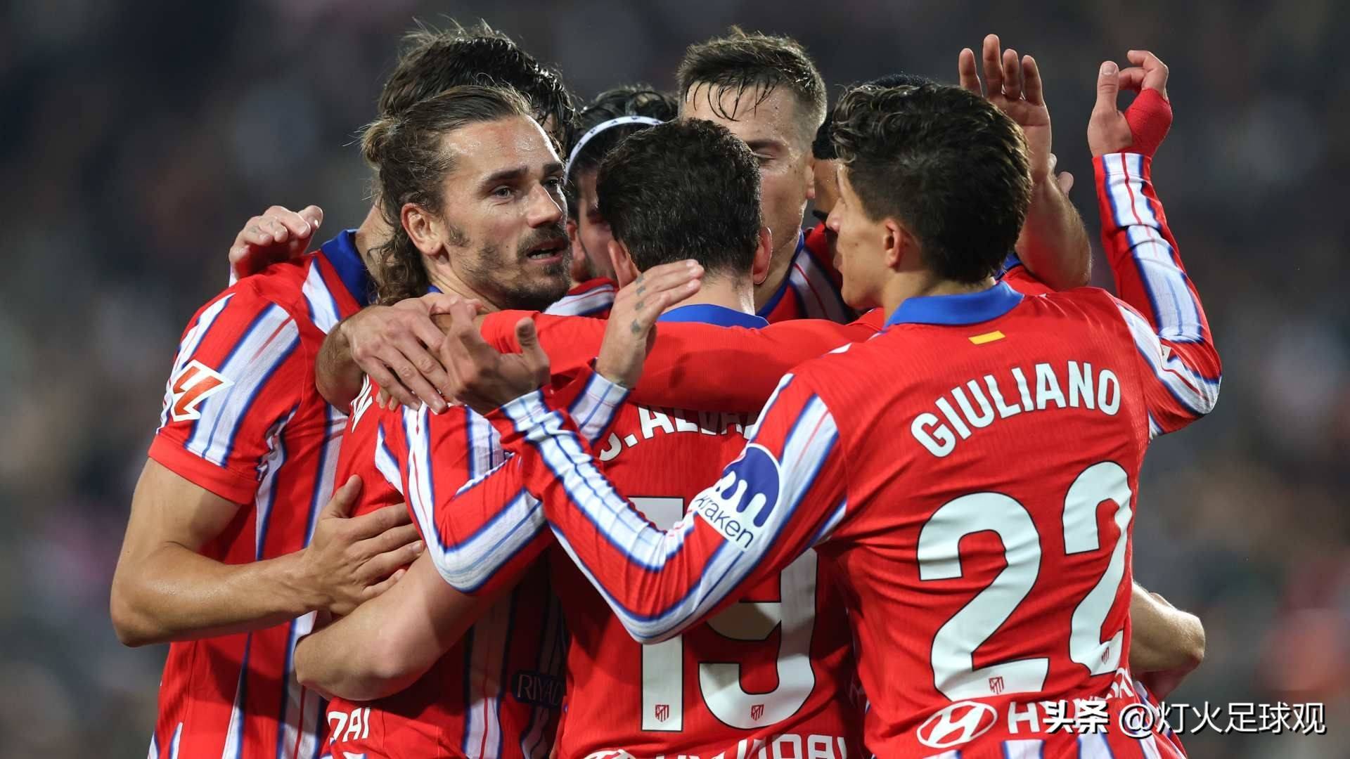 关于赫塔菲队在比赛中表现出色，赢得了球迷的掌声的信息