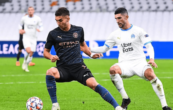 里尔主场大胜马赛，继续领跑法甲联赛的简单介绍