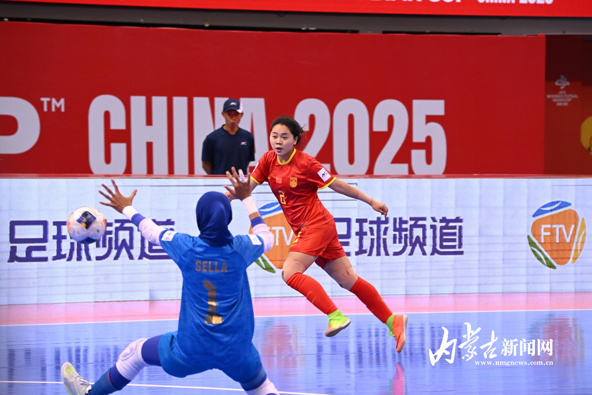 女足备战亚洲杯,教练组布置战术全员备战 女足备战亚洲杯,教练组布置战术全员备战