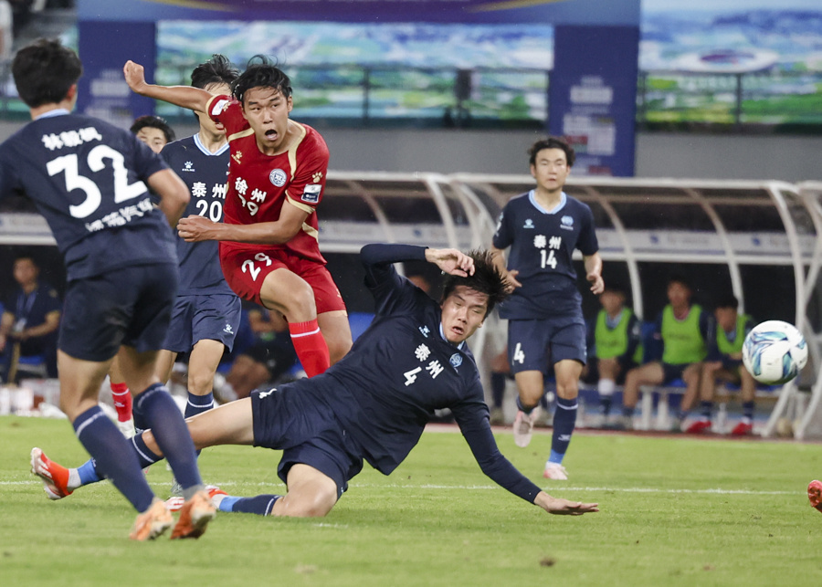 国内足球精彩赛事不容错过,球迷热切期待 国内足球精彩赛事不容错过,球迷热切期待