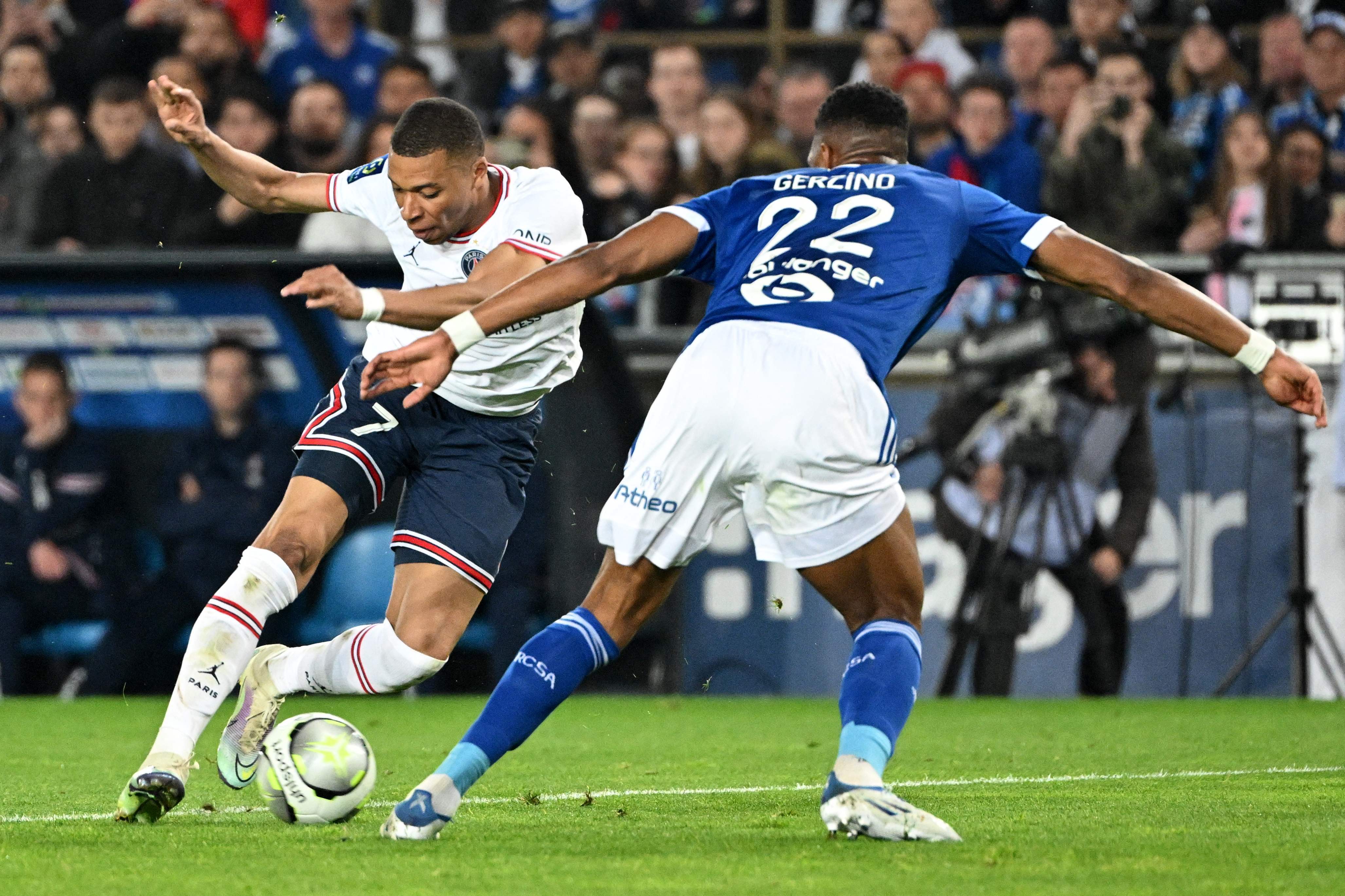 巴黎圣日耳曼冷静应对,淘汰赛取胜在望 巴黎圣日耳曼冷静应对,淘汰赛取胜在望