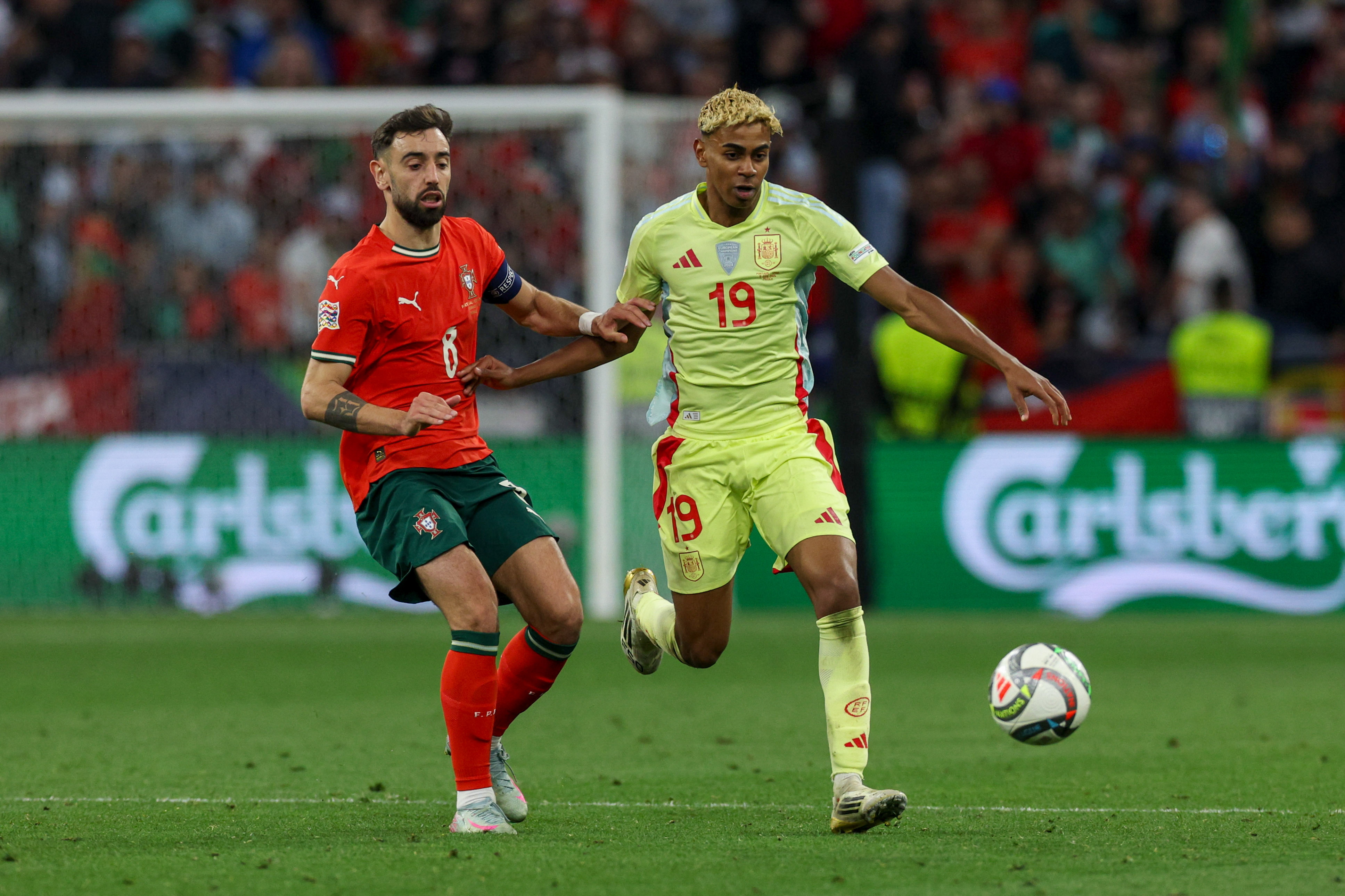 葡萄牙力挫荷兰,晋级欧锦赛四强 葡萄牙力挫荷兰,晋级欧锦赛四强