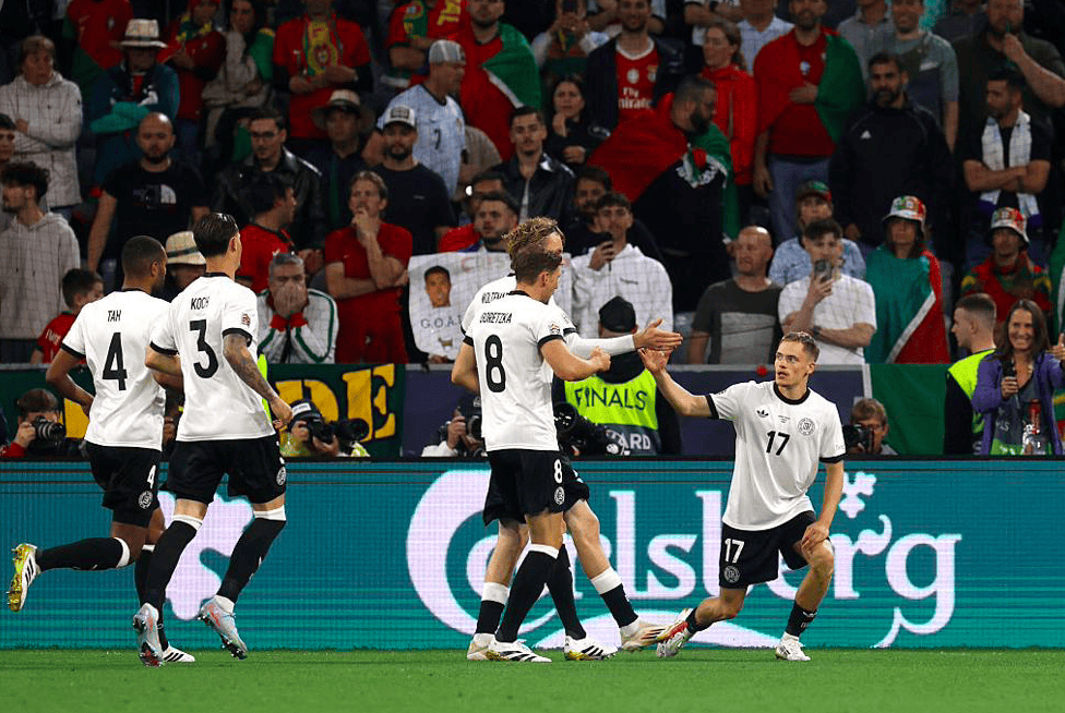 包含德国网球队翻盘西班牙网球队,克耶高斯关键制胜的词条 包含德国网球队翻盘西班牙网球队,克耶高斯关键制胜的词条