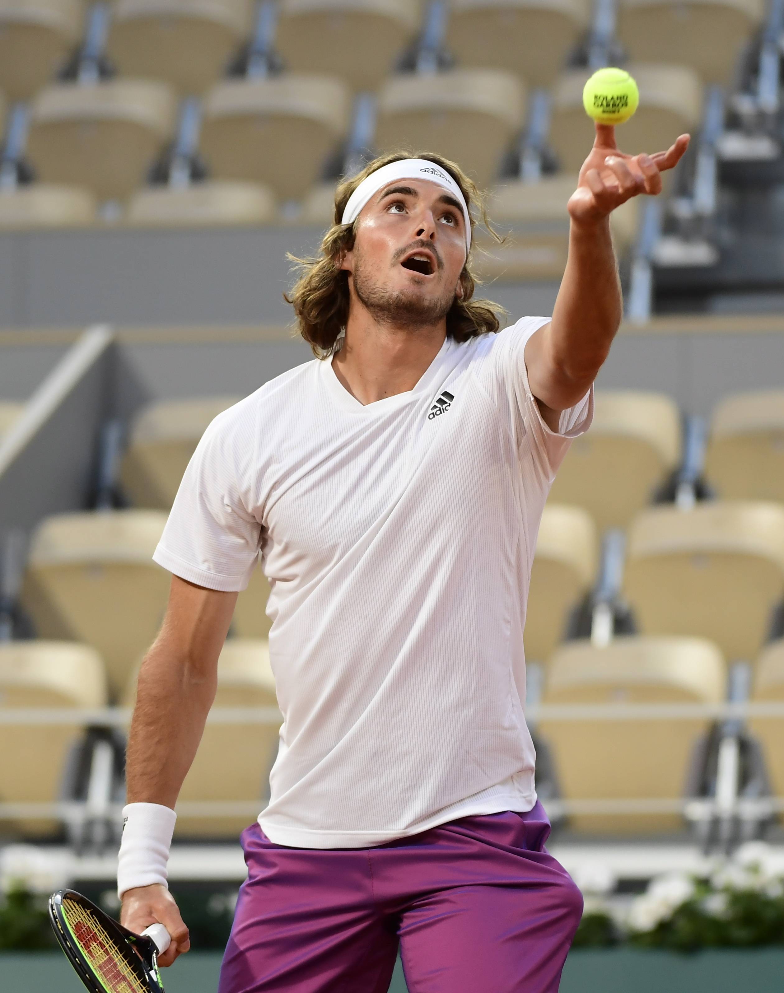 包含西班牙网球队强势世界网球队,西西帕斯制霸全场的词条 包含西班牙网球队强势世界网球队,西西帕斯制霸全场的词条