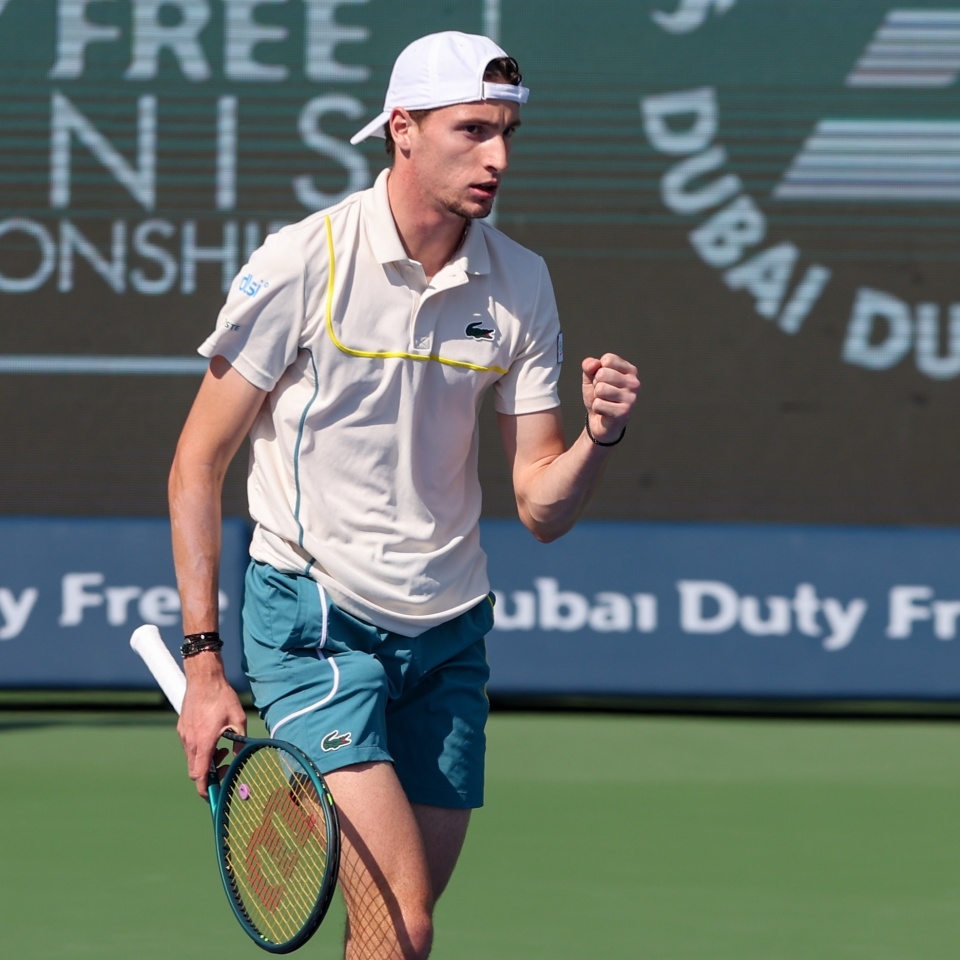 拉沃尔杯险胜蒙特卡洛大师赛，梅德韦杰夫关键制胜的简单介绍