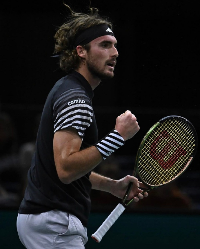 戴维斯杯绝杀ATP总决赛，西西帕斯高光表现